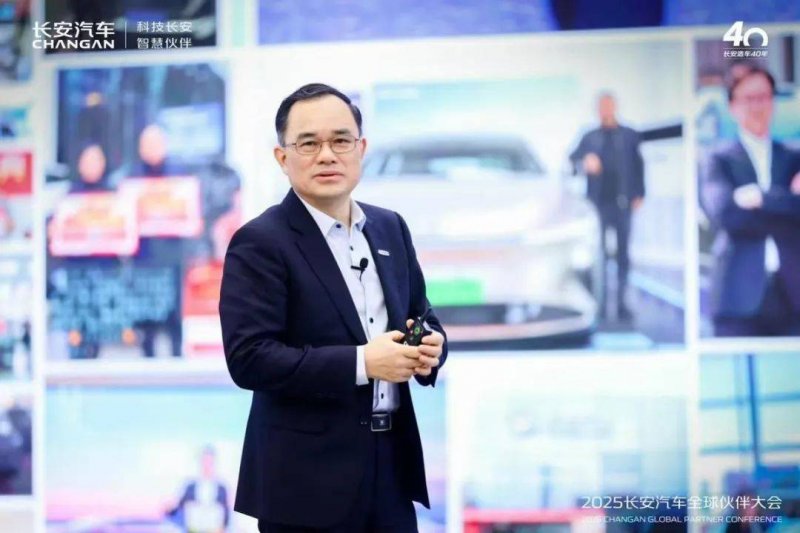 阿塞拜疆总统阿利耶夫：新发电厂投运强化阿塞拜疆资源枢纽地位